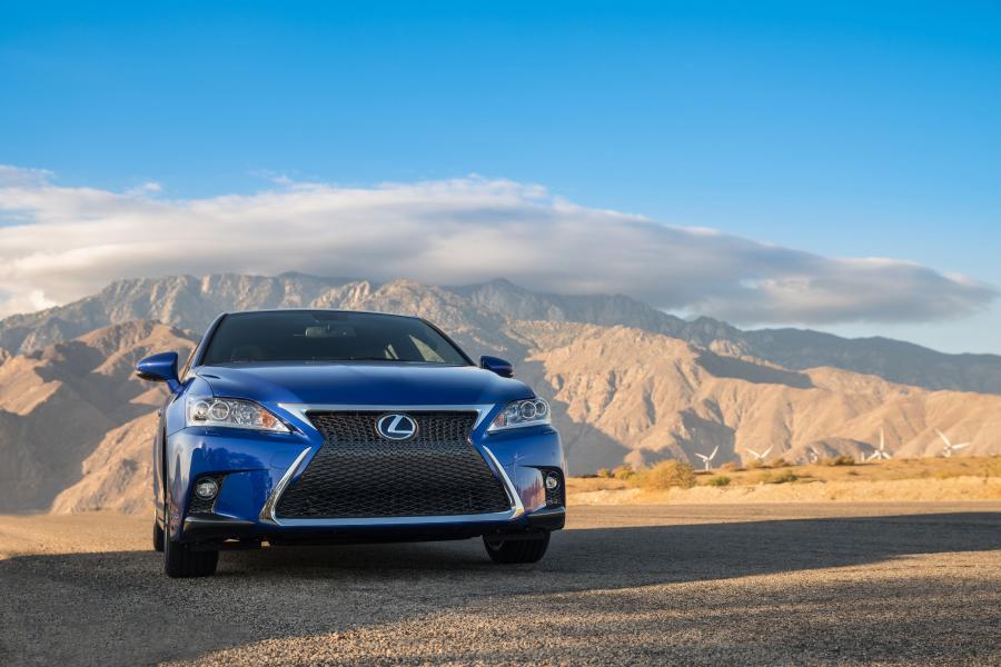  Lexus CT200h F-Sport 2014 года  (NA) (фото 14 из 41)